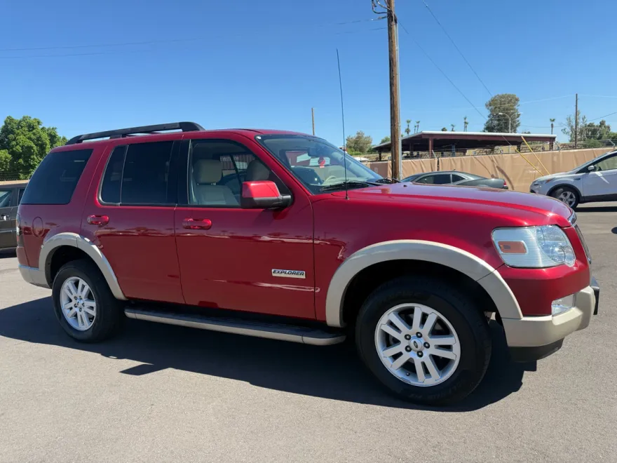 2008 Ford Explorer Eddie Bauer photo 1