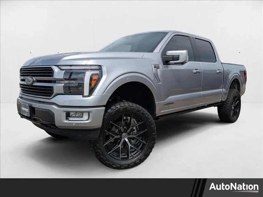 2025 Ford F-150 Platinum photo 1