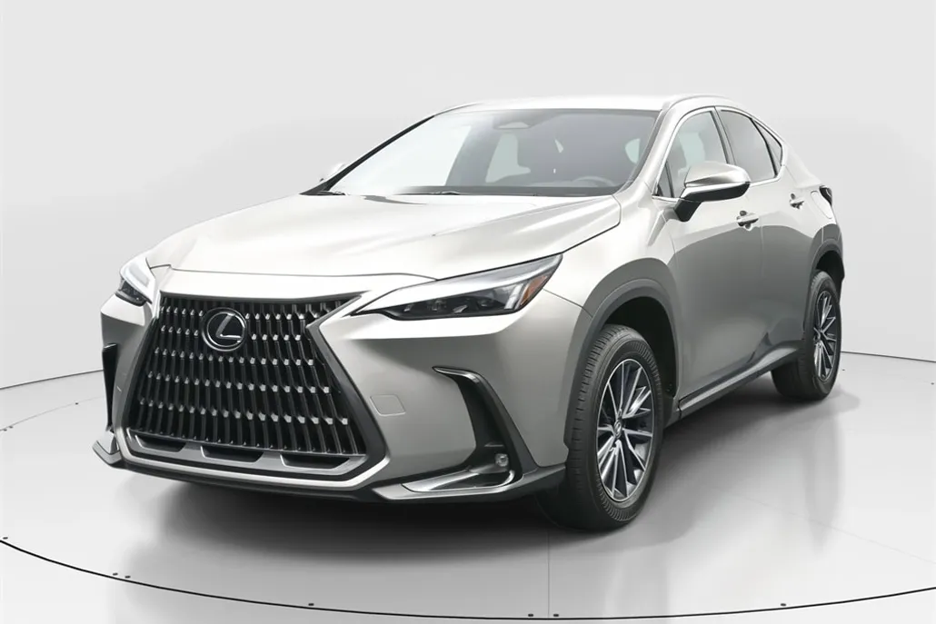 2024 Lexus NX 250 photo 1