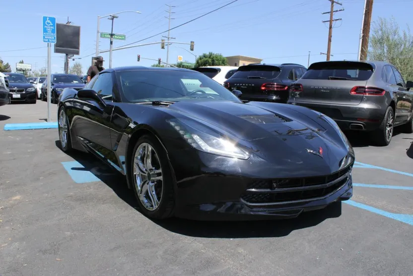 2017 Chevrolet Corvette Stingray 3LT photo 1
