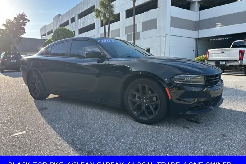2023 Dodge Charger SXT photo 1