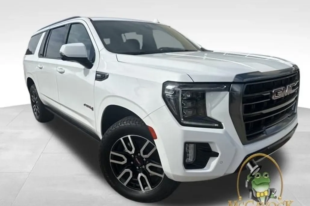 2021 Gmc Yukon XL AT4 photo 1