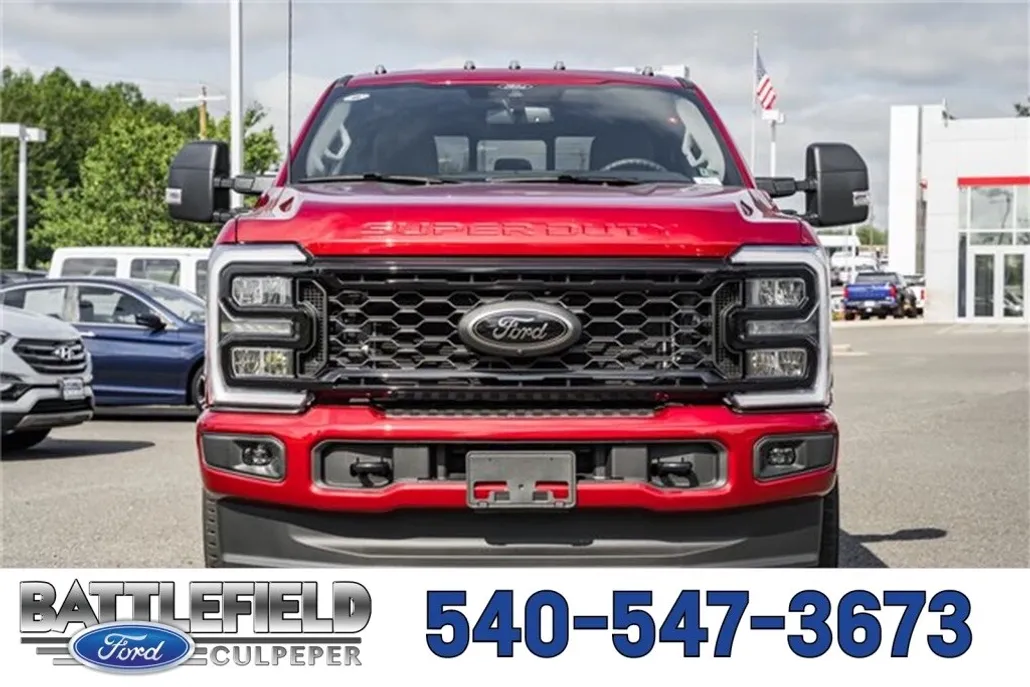2025 Ford F-350 XLT photo 1