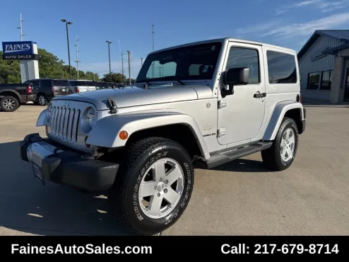 2012 Jeep Wrangler Sahara photo 4