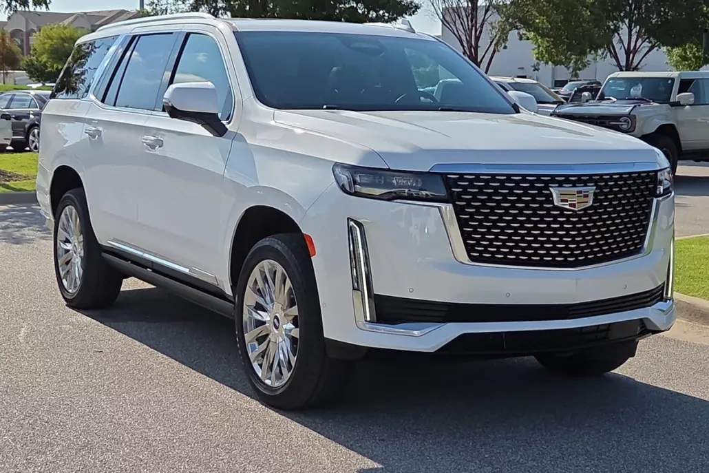 2022 Cadillac Escalade Premium Luxury photo 1