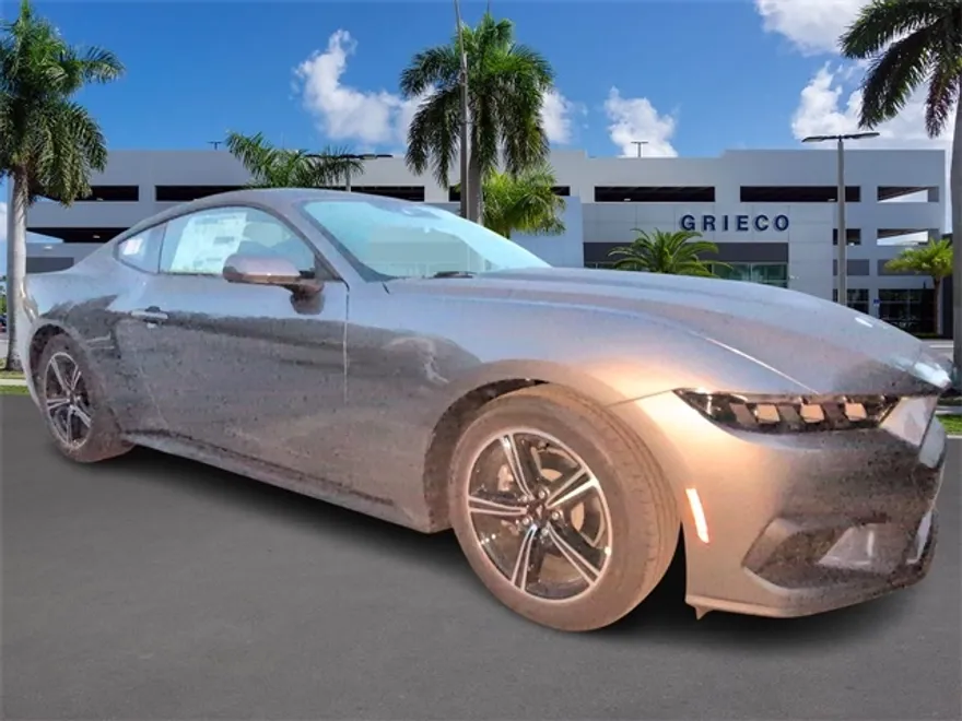 2025 Ford Mustang EcoBoost photo 1