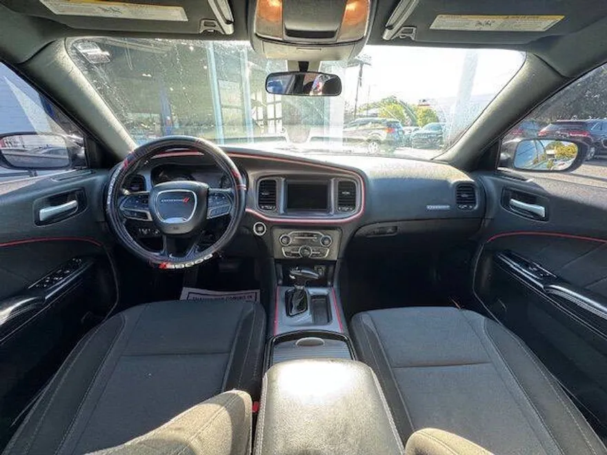 2020 Dodge Charger SXT photo 1