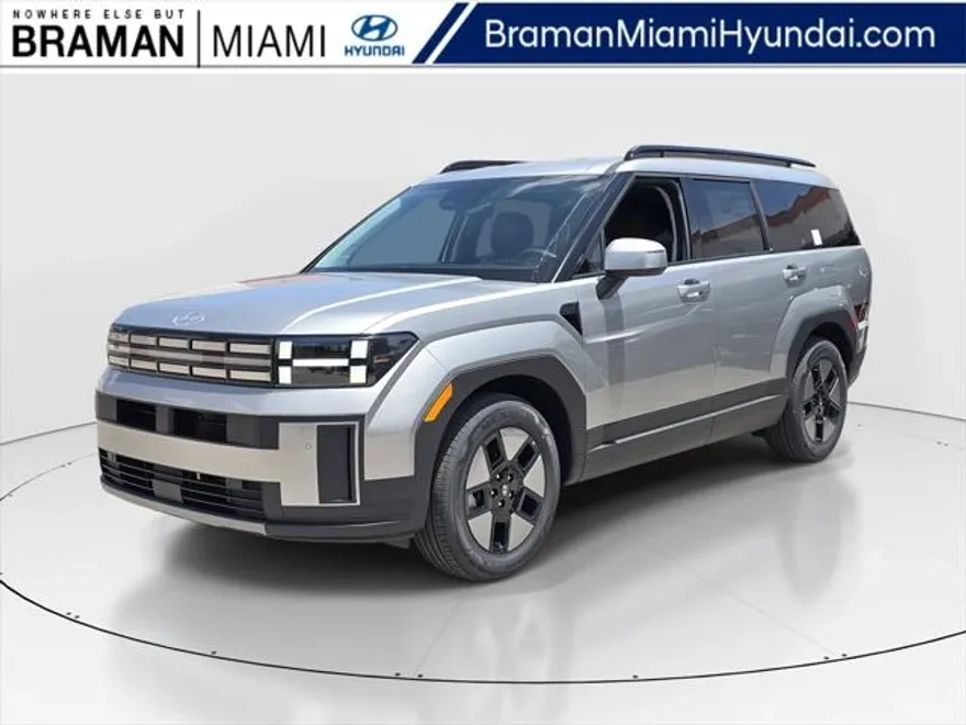 2025 Hyundai Santa Fe SEL photo 1
