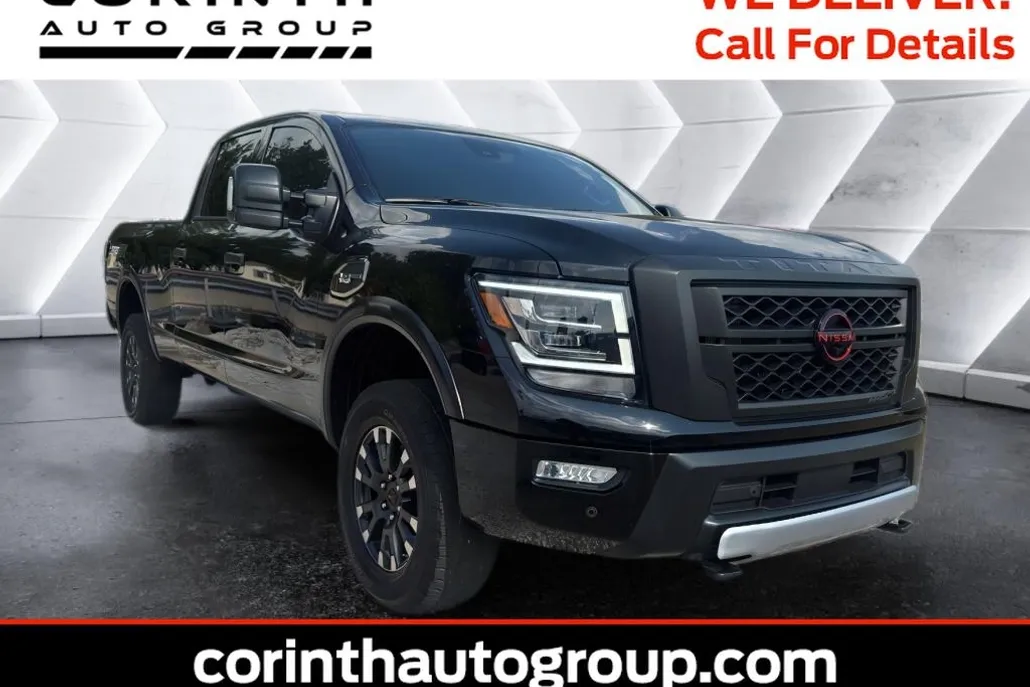 2024 Nissan Titan PRO-4X photo 1