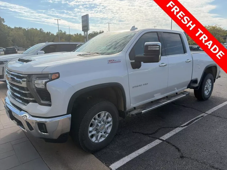 2024 Chevrolet Silverado 2500HD LTZ photo 1