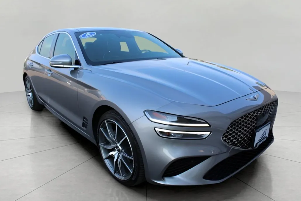2022 Genesis G70 2.0T photo 1