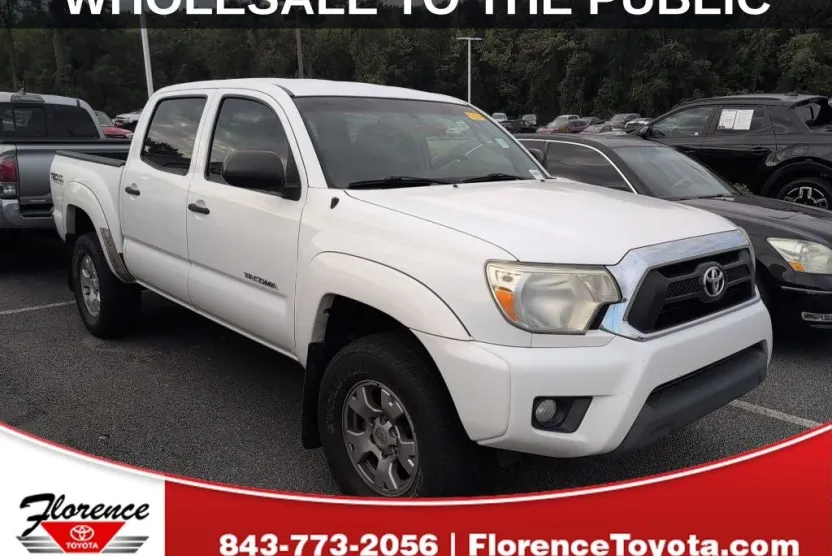 2013 Toyota Tacoma PreRunner V6 photo 1