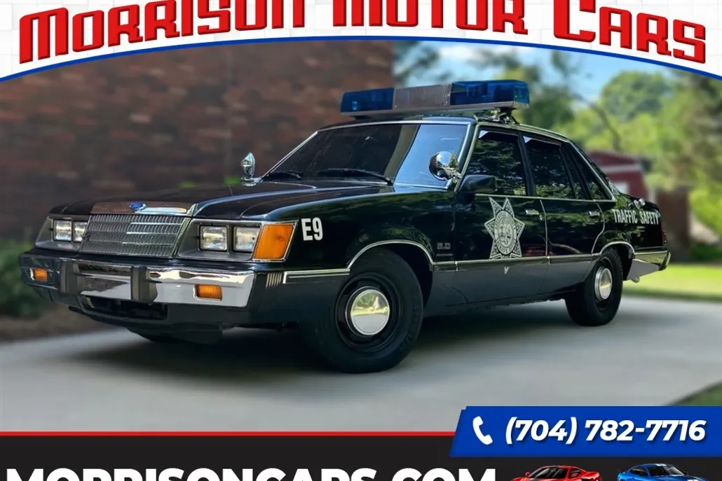 1984 Ford LTD photo 1