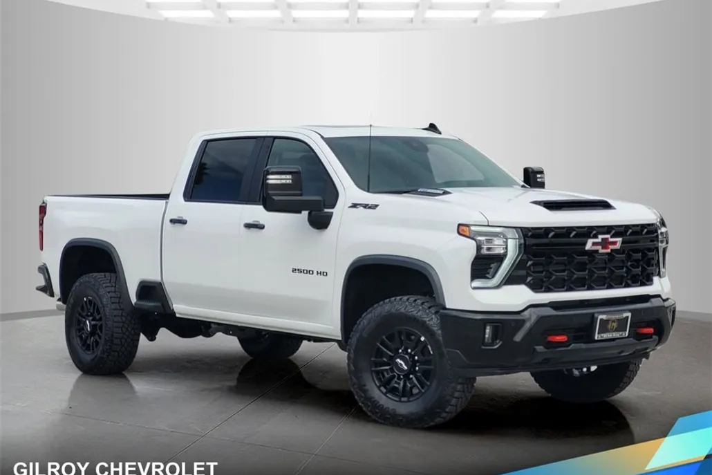 2026 Chevrolet Silverado 2500HD ZR2 photo 1