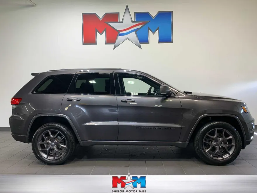 2021 Jeep Grand Cherokee Limited photo 1
