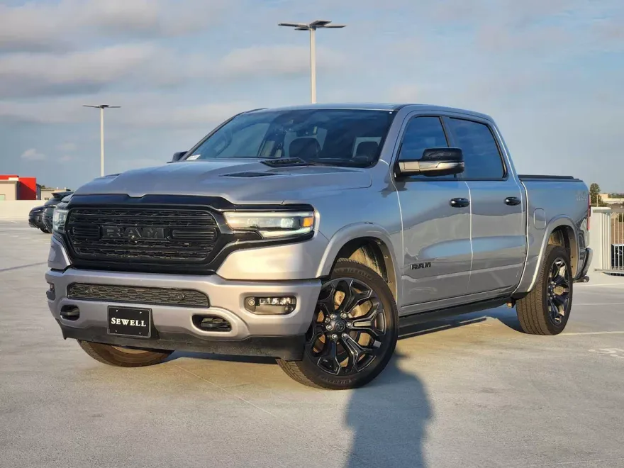 2023 Ram 1500 Limited photo 1