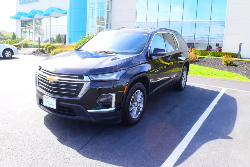 2023 Chevrolet Traverse Cloth 1LT photo 1