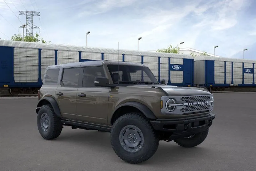 2025 Ford Bronco Badlands photo 1
