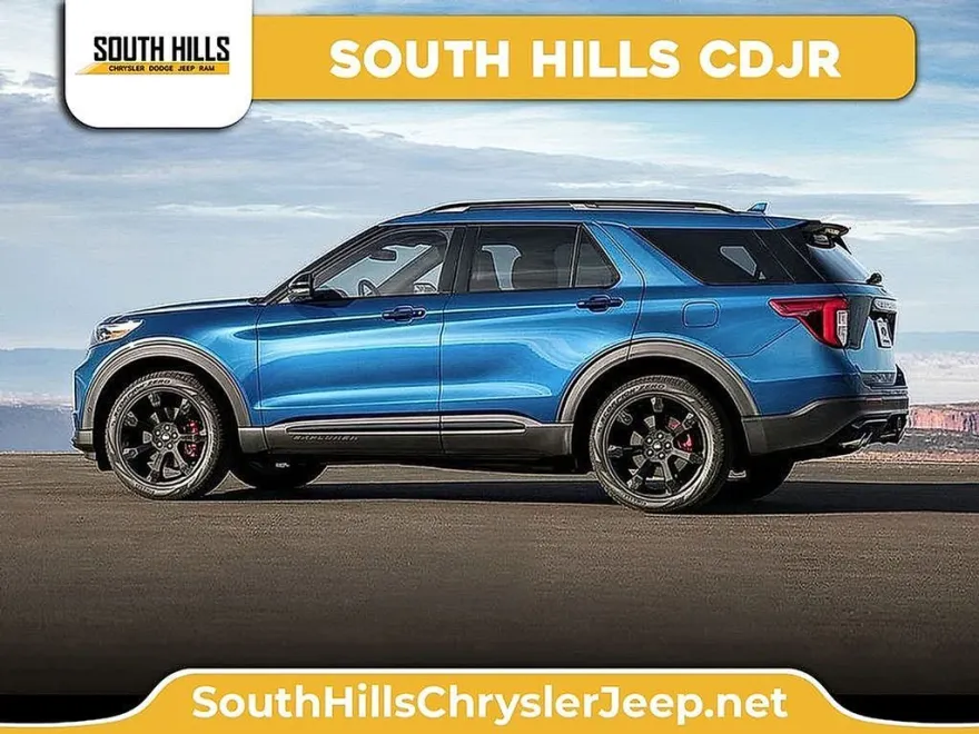 2023 Ford Explorer ST photo 1