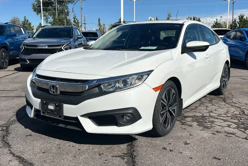 2018 Honda Civic EX-L photo 1