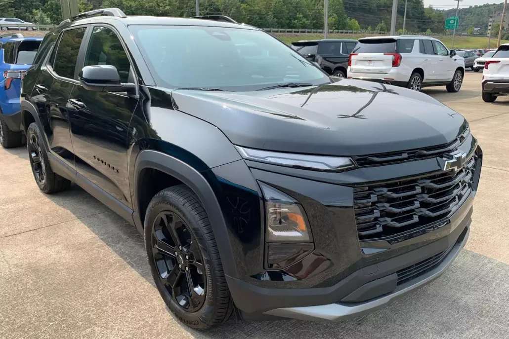 2026 Chevrolet Equinox LT photo 1