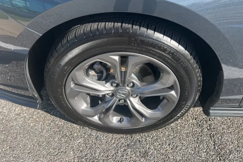 2024 Honda Accord EX photo 1