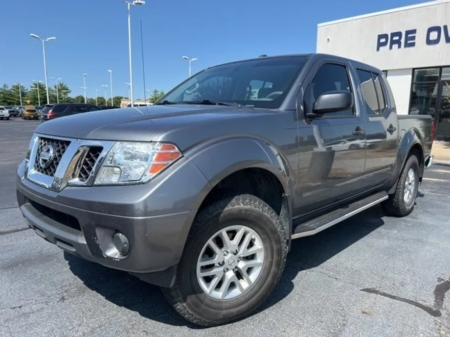 2016 Nissan Frontier SV photo 1