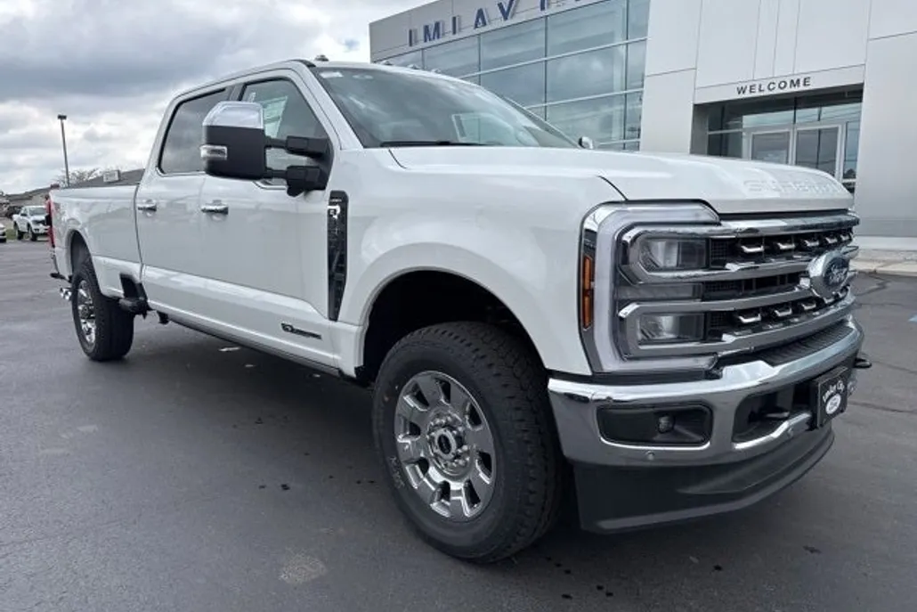 2025 Ford F-350 photo 1