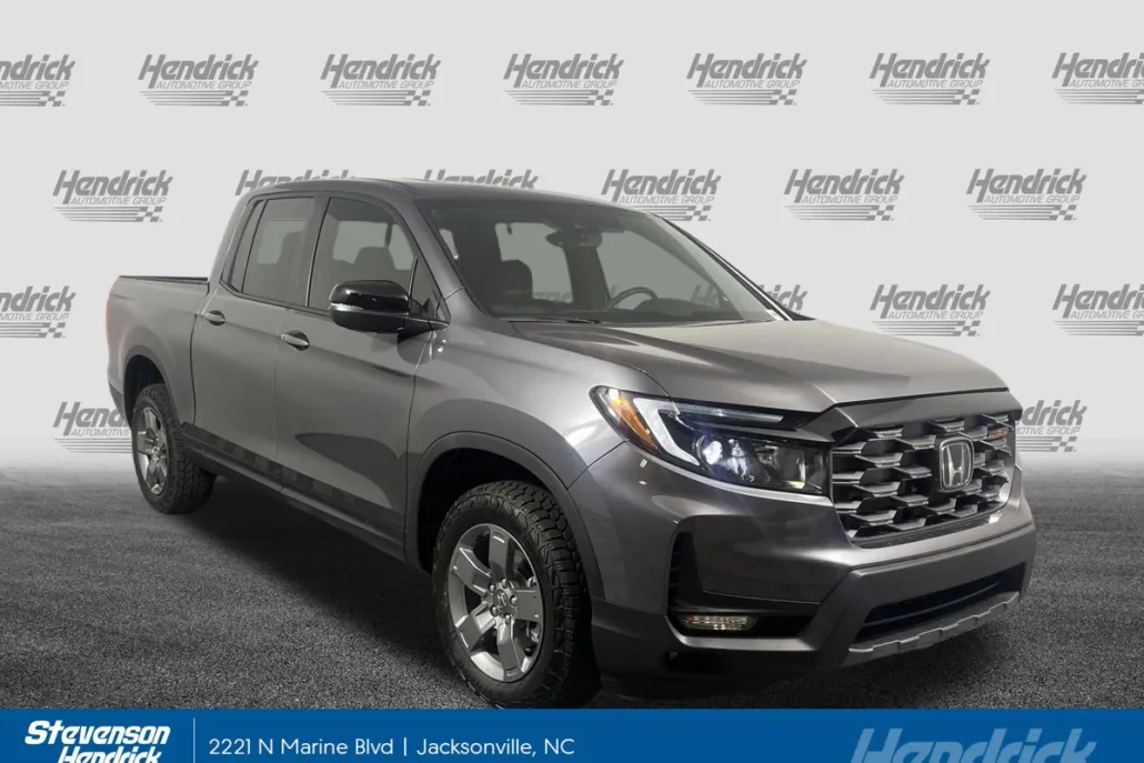 2025 Honda Ridgeline TrailSport photo 1