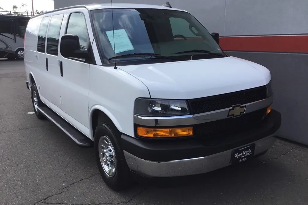 2021 Chevrolet Express 2500 Work Van photo 1