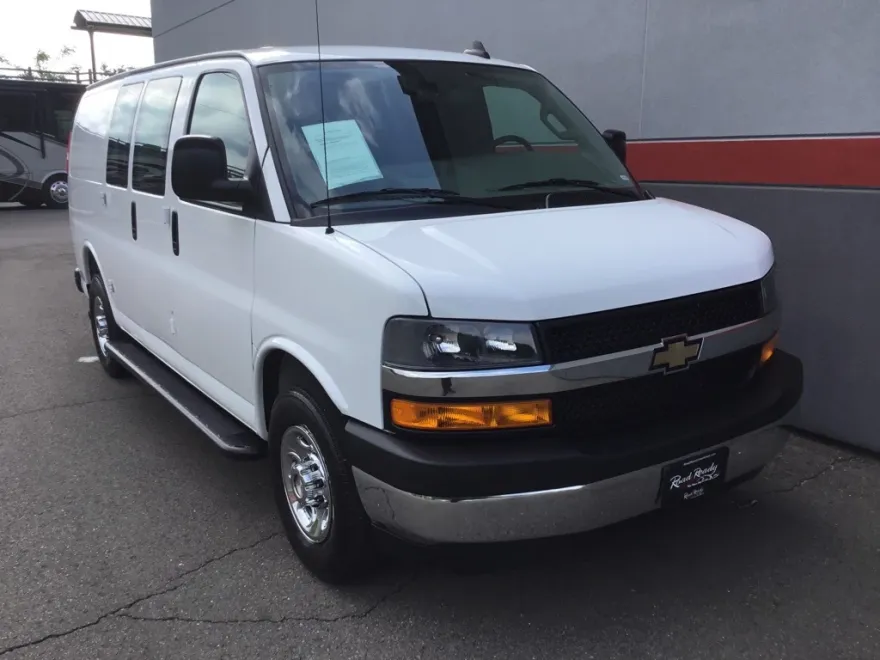 2021 Chevrolet Express 2500 Work Van photo 1