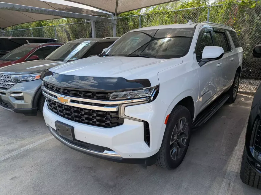 2021 Chevrolet Suburban LS photo 1