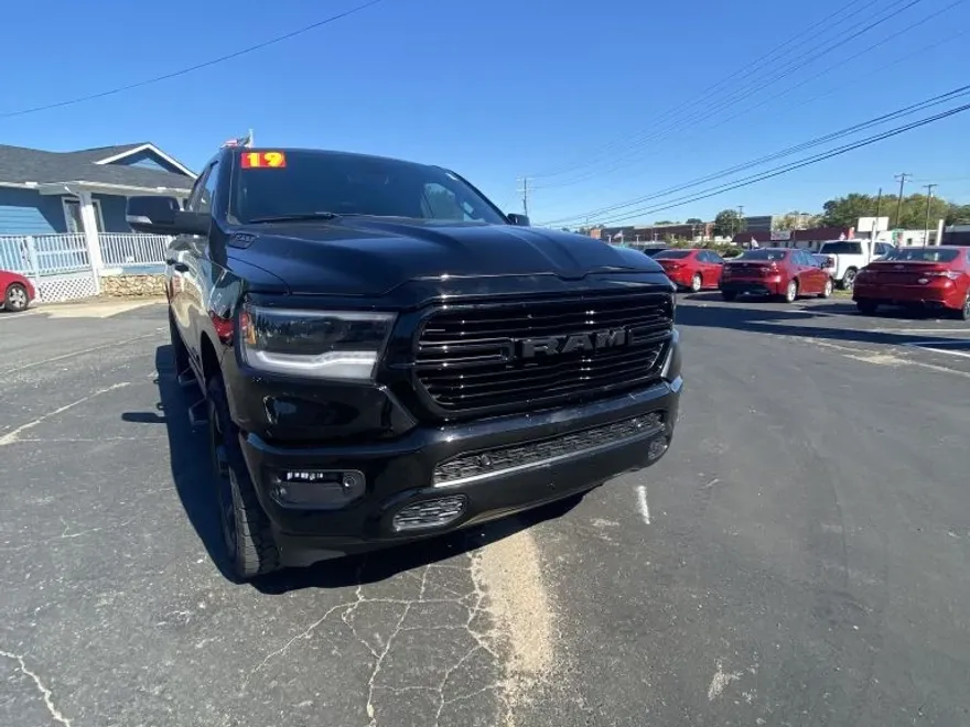 2019 Ram 1500 Big Horn photo 1