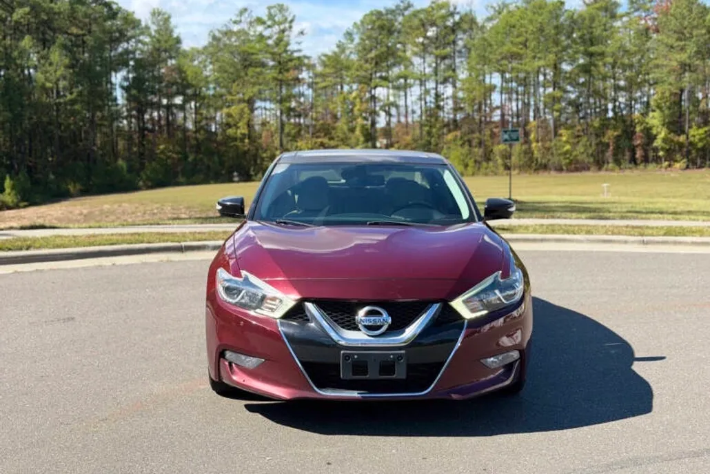 2017 Nissan Maxima Platinum photo 1