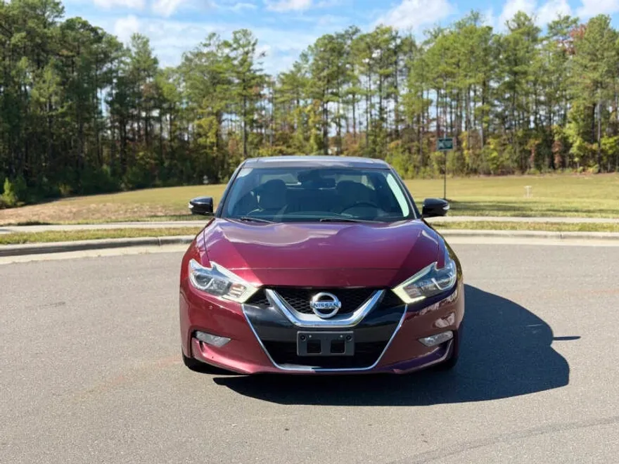 2017 Nissan Maxima Platinum photo 1