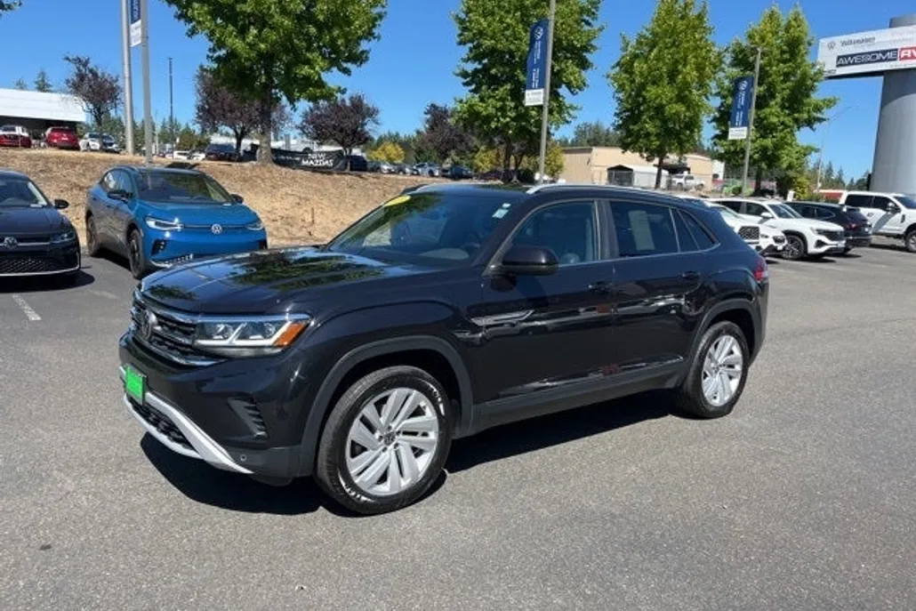 2020 Volkswagen Atlas Cross Sport SE Technology photo 1