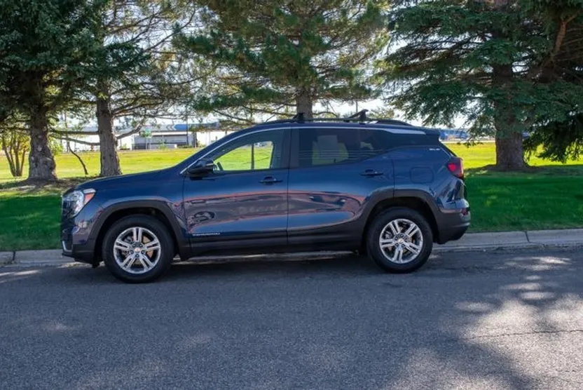 2022 Gmc Terrain SLE photo 1