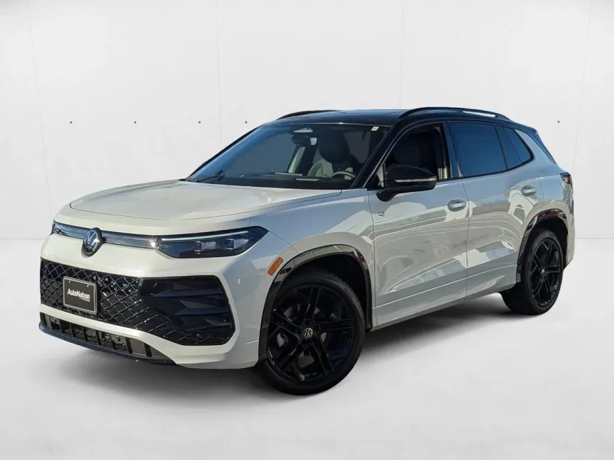 2025 Volkswagen Tiguan SE R-Line Black photo 1