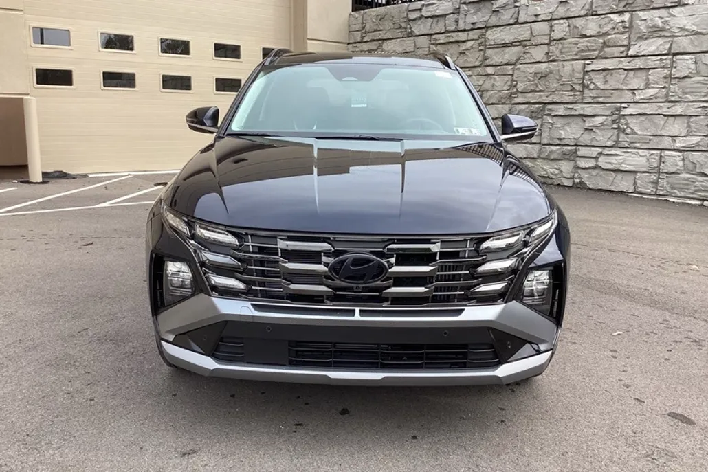 2025 Hyundai Tucson Hybrid Limited photo 1