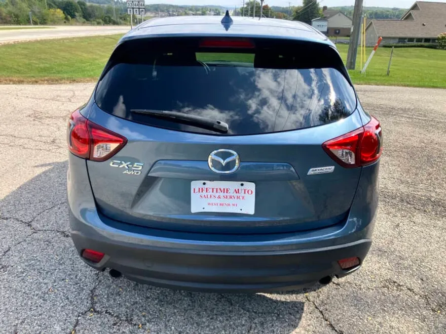 2016 Mazda CX-5 Touring photo 1