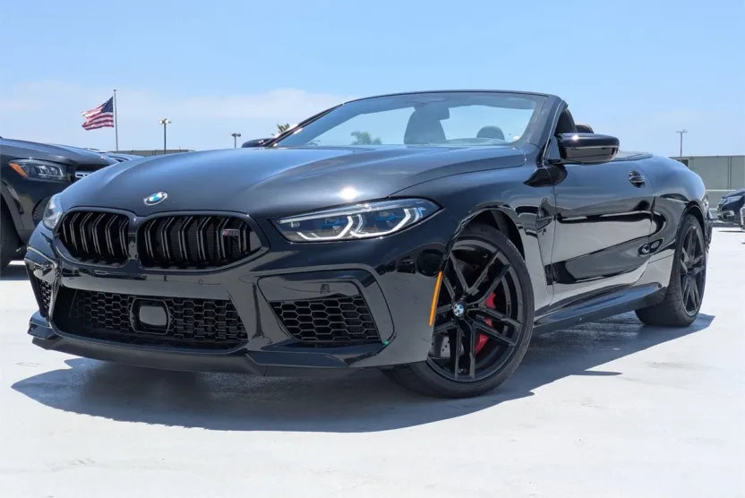 2025 Bmw M8 Competition Convertible photo 1