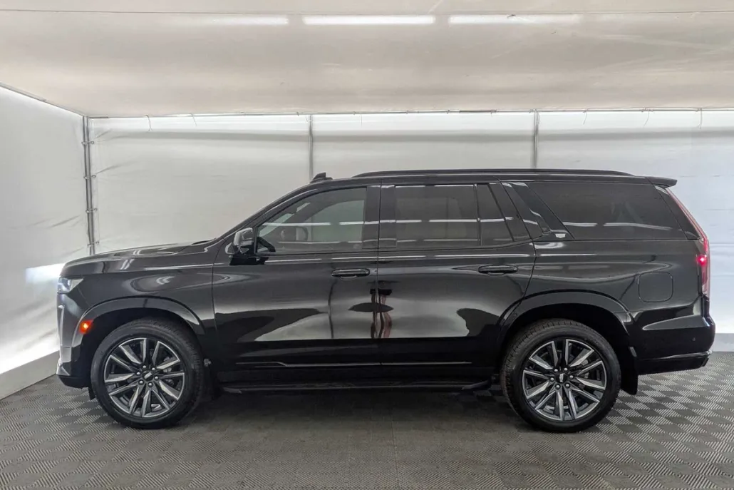 2021 Cadillac Escalade Sport photo 1