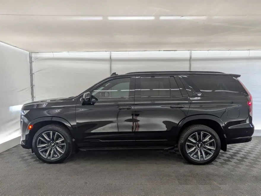 2021 Cadillac Escalade Sport photo 1