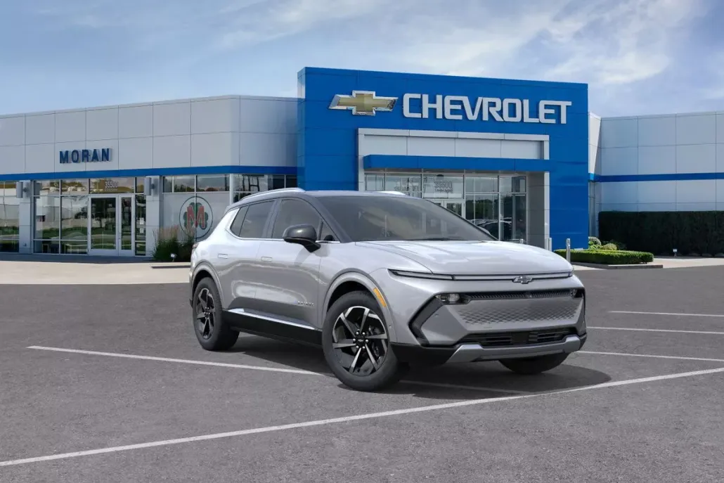 2025 Chevrolet Equinox EV 1LT photo 1