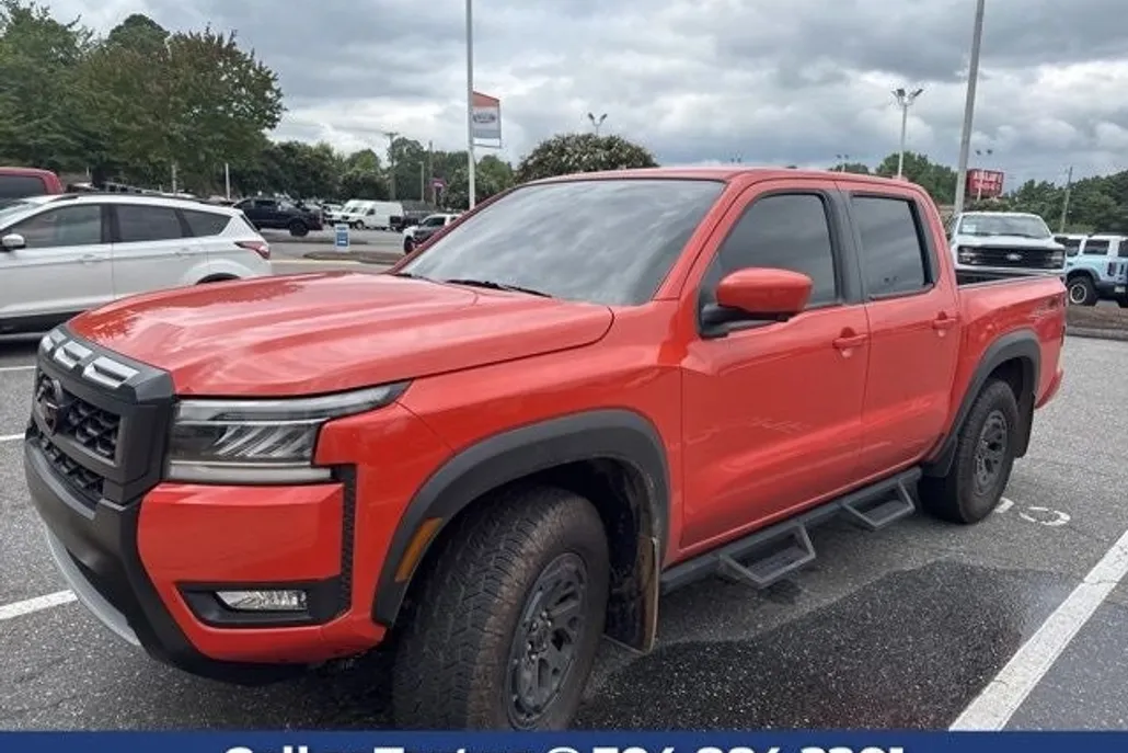 2025 Nissan Frontier PRO-4X photo 1