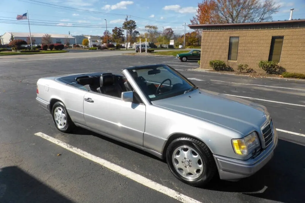 1995 Mercedes Benz E 320 Cabriolet photo 1