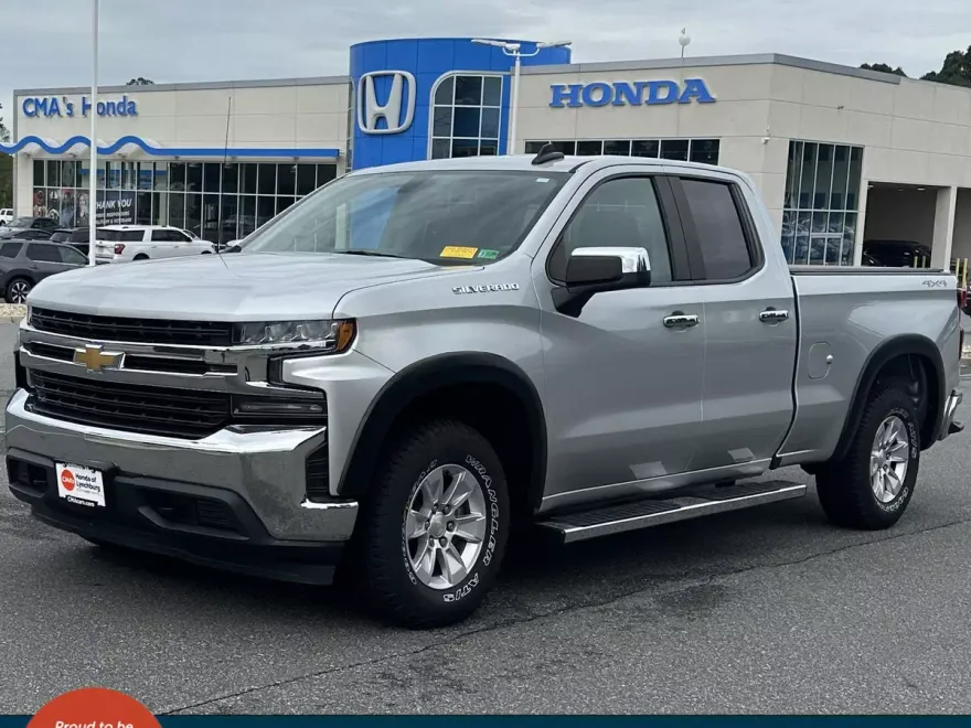 2020 Chevrolet Silverado 1500 LT photo 1