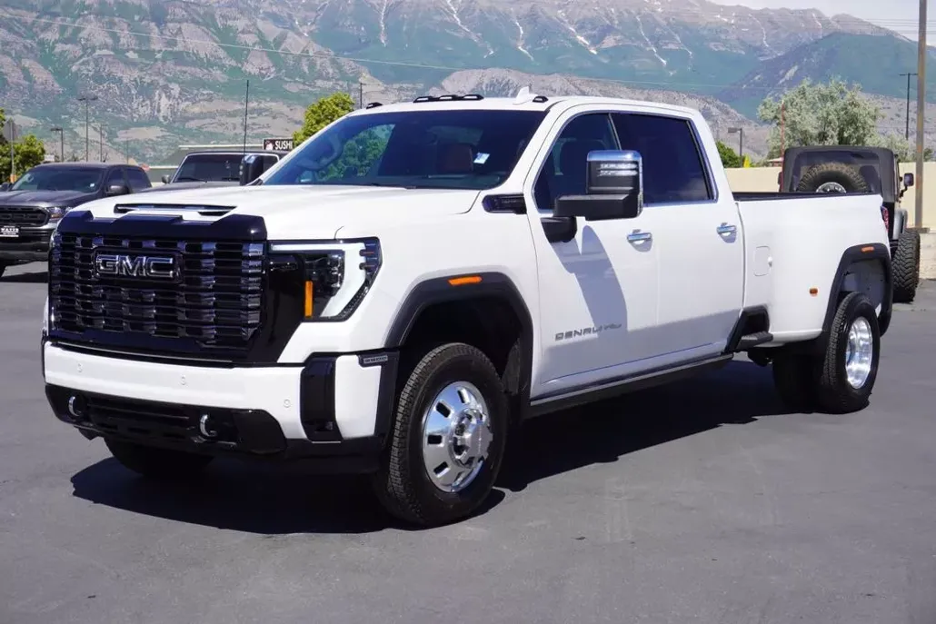 2025 Gmc Sierra HD Denali Ultimate photo 1