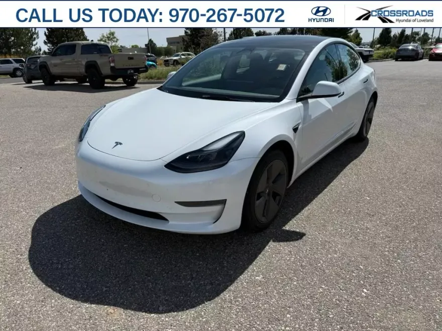 2023 Tesla Model 3 photo 1