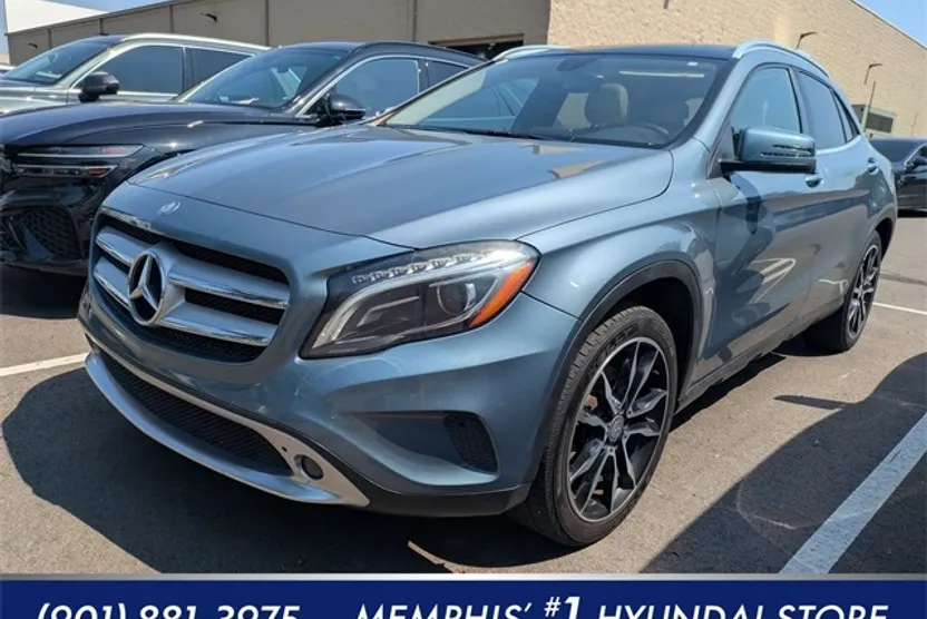 2015 Mercedes Benz GLA 250 photo 1